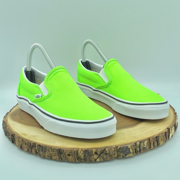 VANS Women’s Neon Green Classic Slip On - Picture 4 of 7